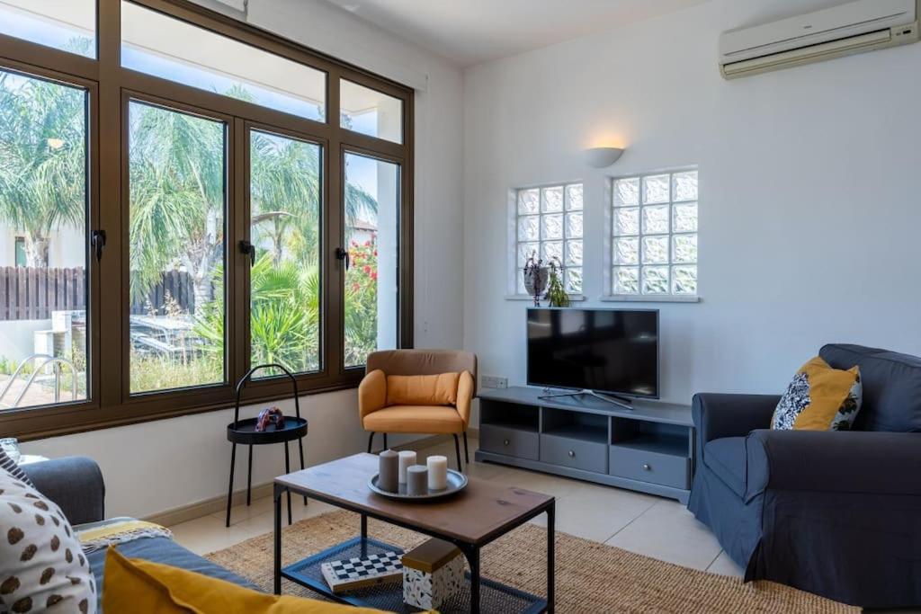 Apartament Lumina 2-bedroom And Pool In